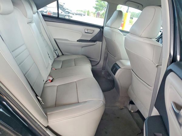 2015 TOYOTA CAMRY