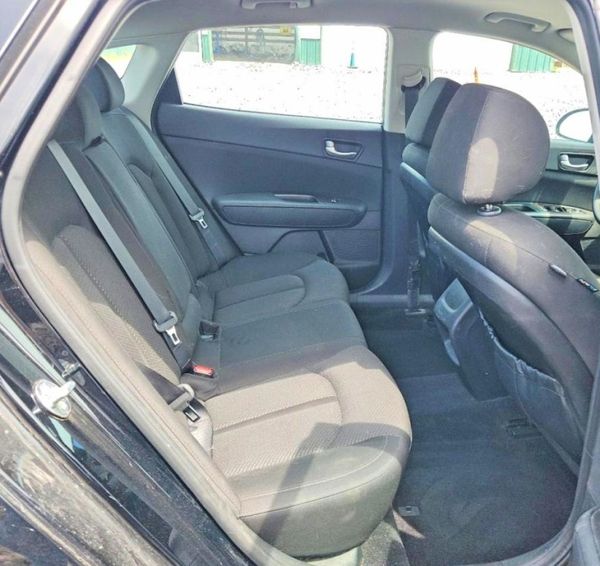 2016 KIA OPTIMA GL