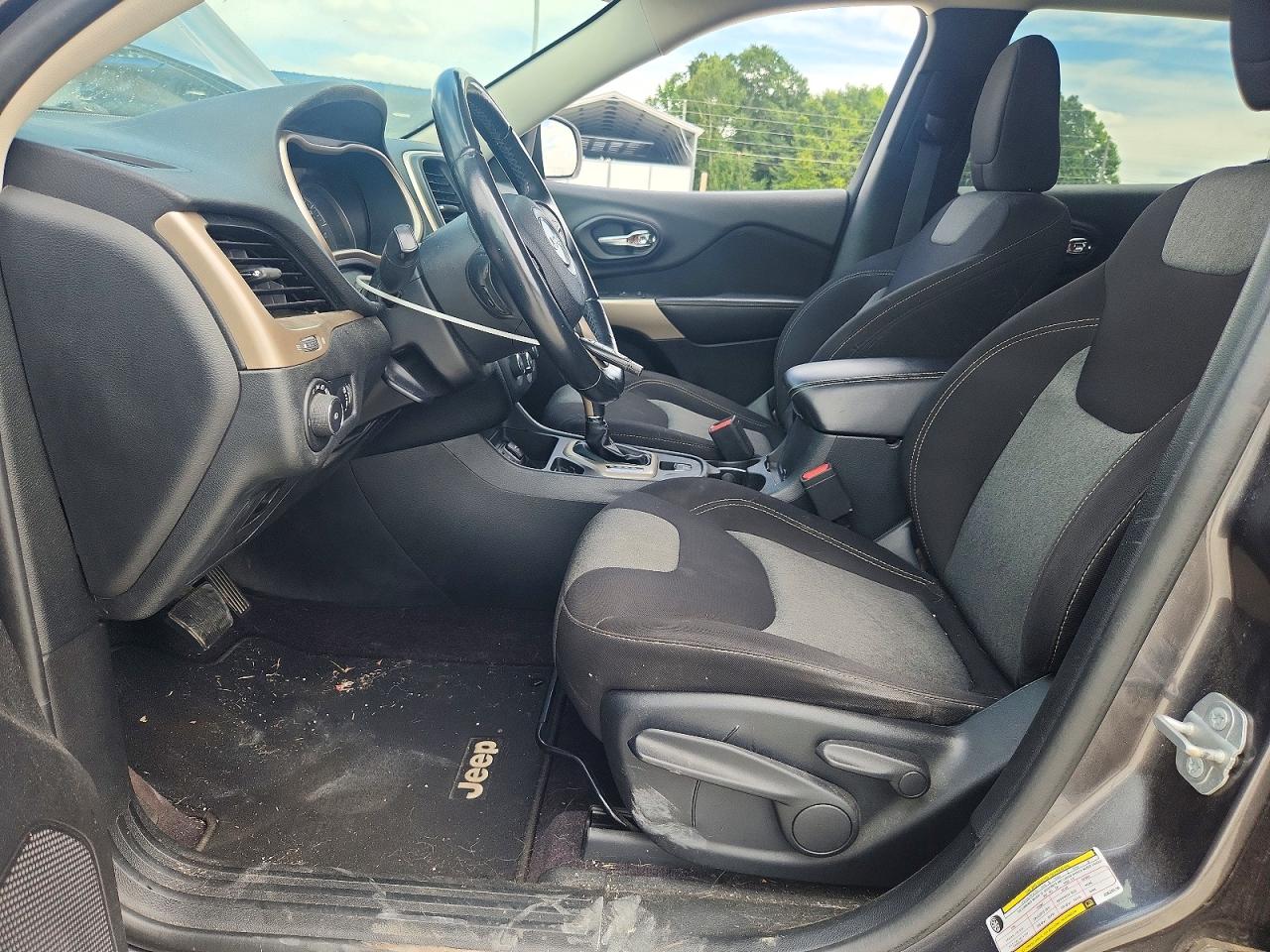 2018 JEEP CHEROKEE LATITUDE FWD