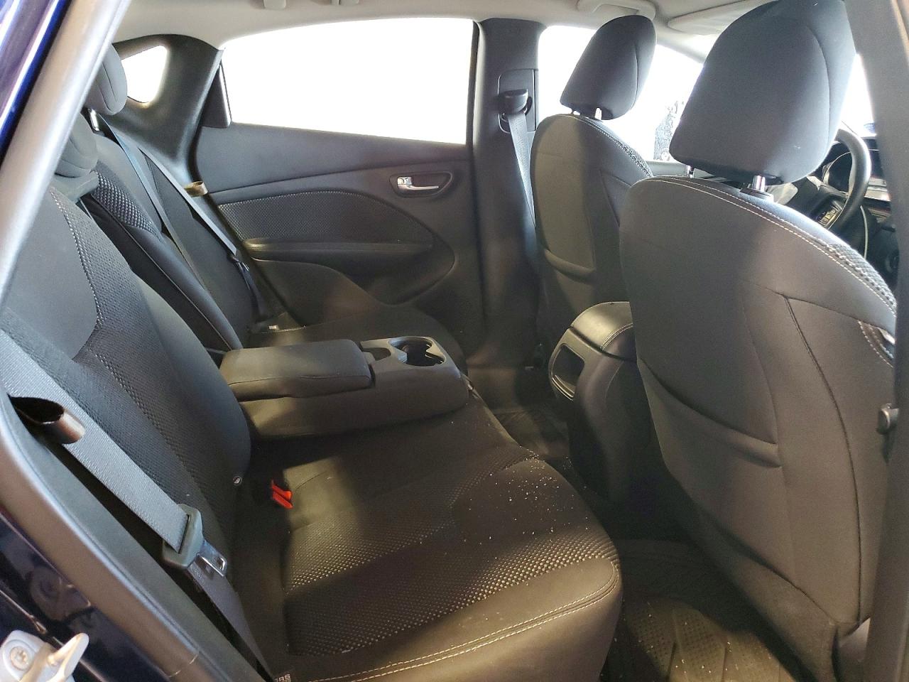 2016 DODGE DART SXT