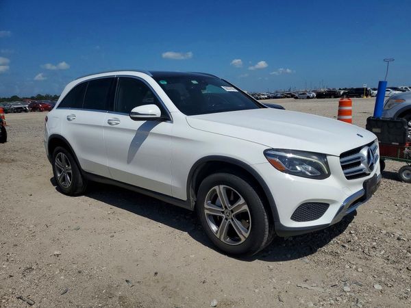 2017 MERCEDES-BENZ GLC GLC300
