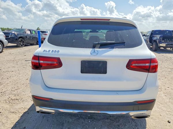 2017 MERCEDES-BENZ GLC GLC300