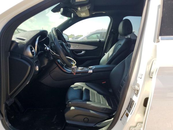 2017 MERCEDES-BENZ GLC GLC300