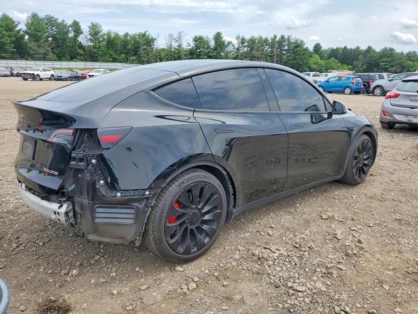 2022 TESLA MODEL Y