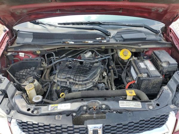 2017 DODGE CARAVAN SE, SXT, Express — Engine bay