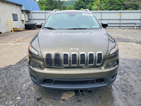 2016 JEEP CHEROKEE LATITUDE 4X4
