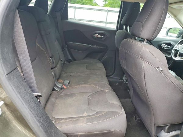 2016 JEEP CHEROKEE LATITUDE 4X4