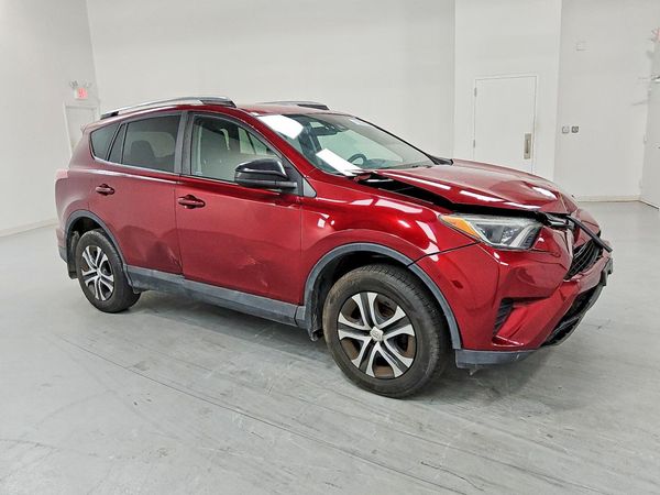 2018 TOYOTA RAV4 LE