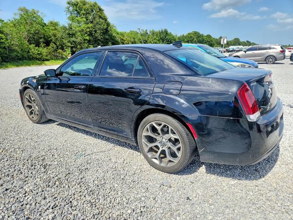2018 CHRYSLER 300