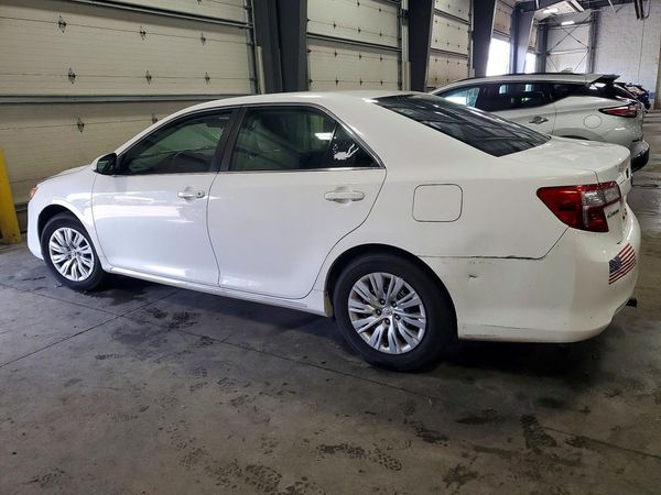 2012 TOYOTA CAMRY