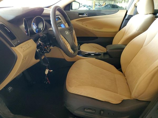 2013 HYUNDAI SONATA GLS/ GLS Popular