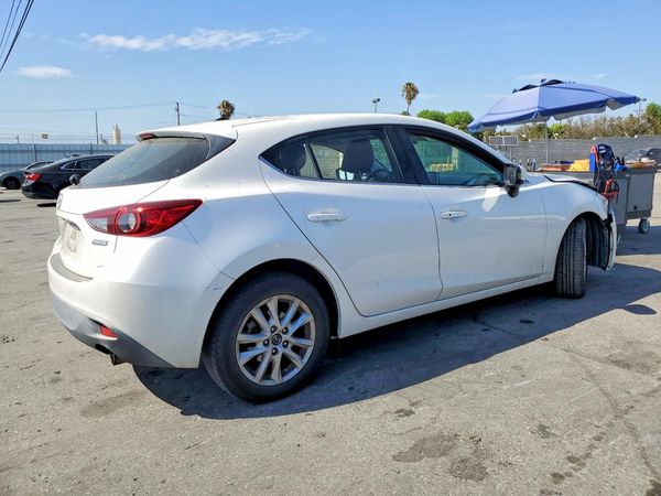2015 MAZDA 3 Touring/GS