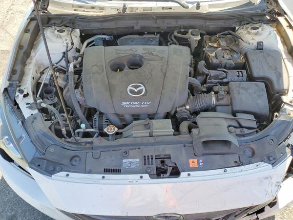 2015 MAZDA 3 Touring/GS