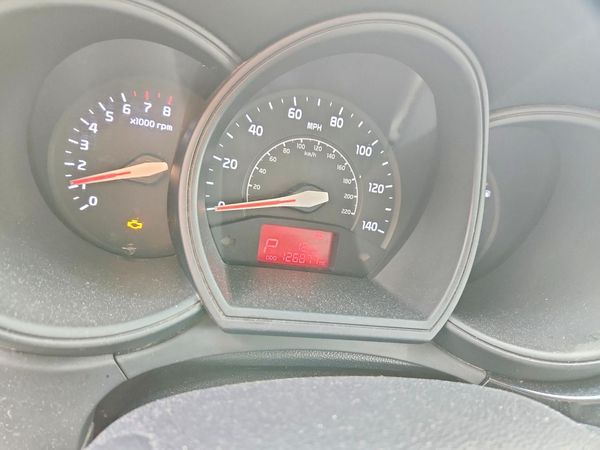 2017 KIA RIO LX