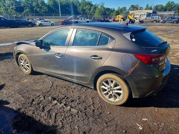 2014 MAZDA 3