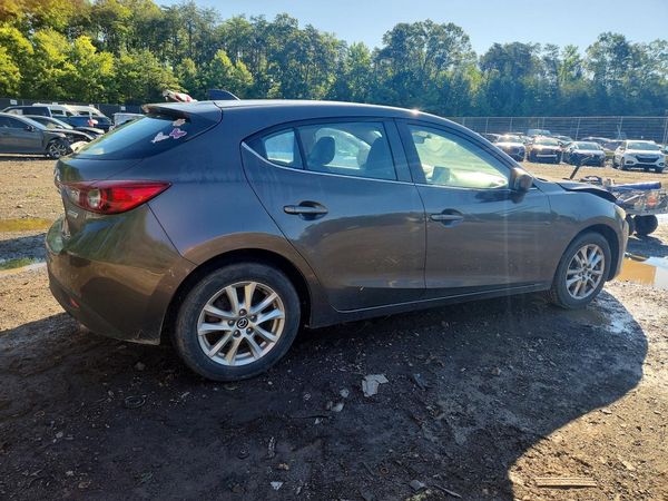 2014 MAZDA 3