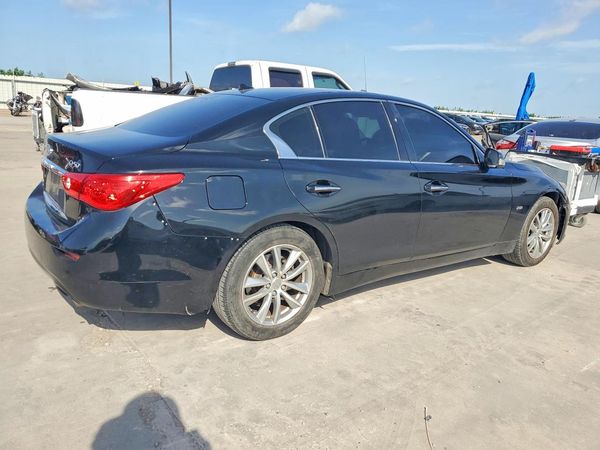 2017 INFINITI Q50