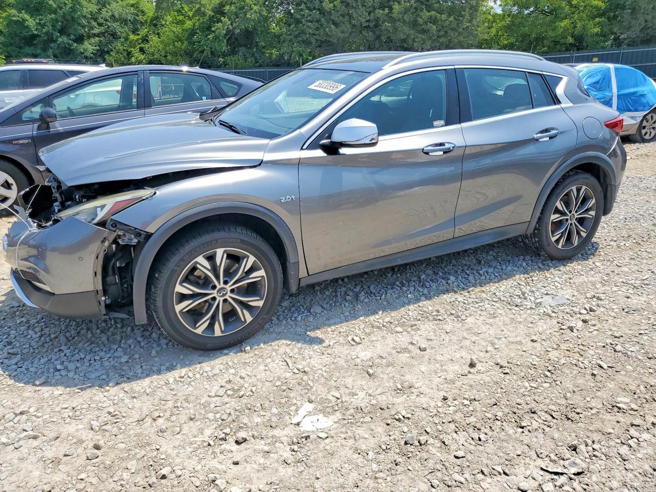 2017 INFINITI QX30