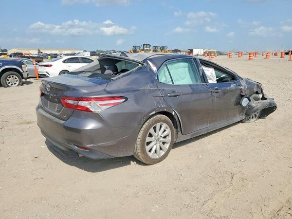 2020 TOYOTA CAMRY