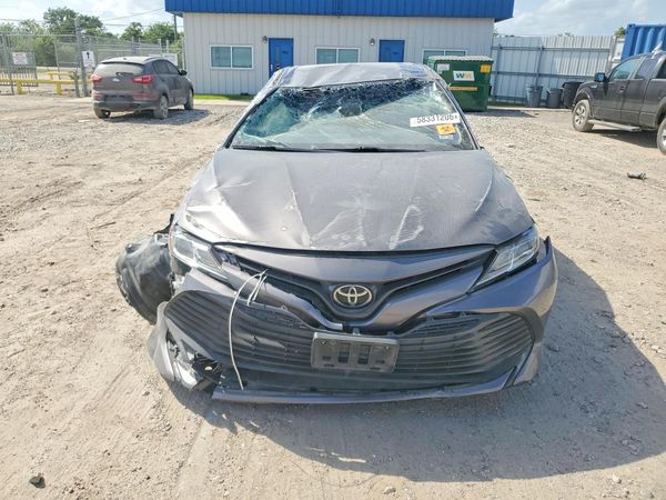 2020 TOYOTA CAMRY