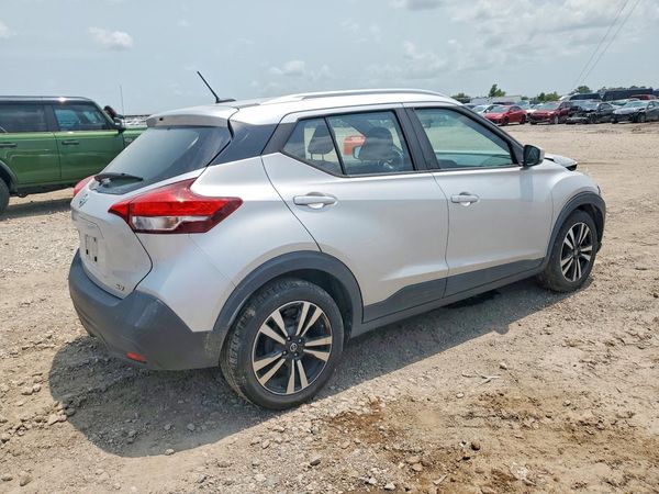 2019 NISSAN KICKS