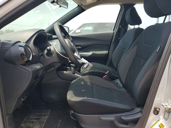 2019 NISSAN KICKS