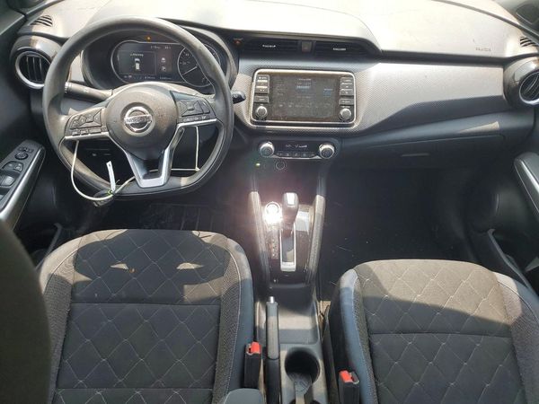 2019 NISSAN KICKS