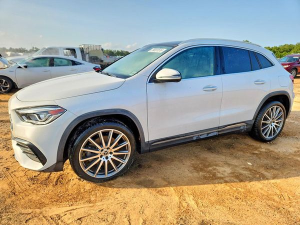 2022 MERCEDES-BENZ GLA GLA250