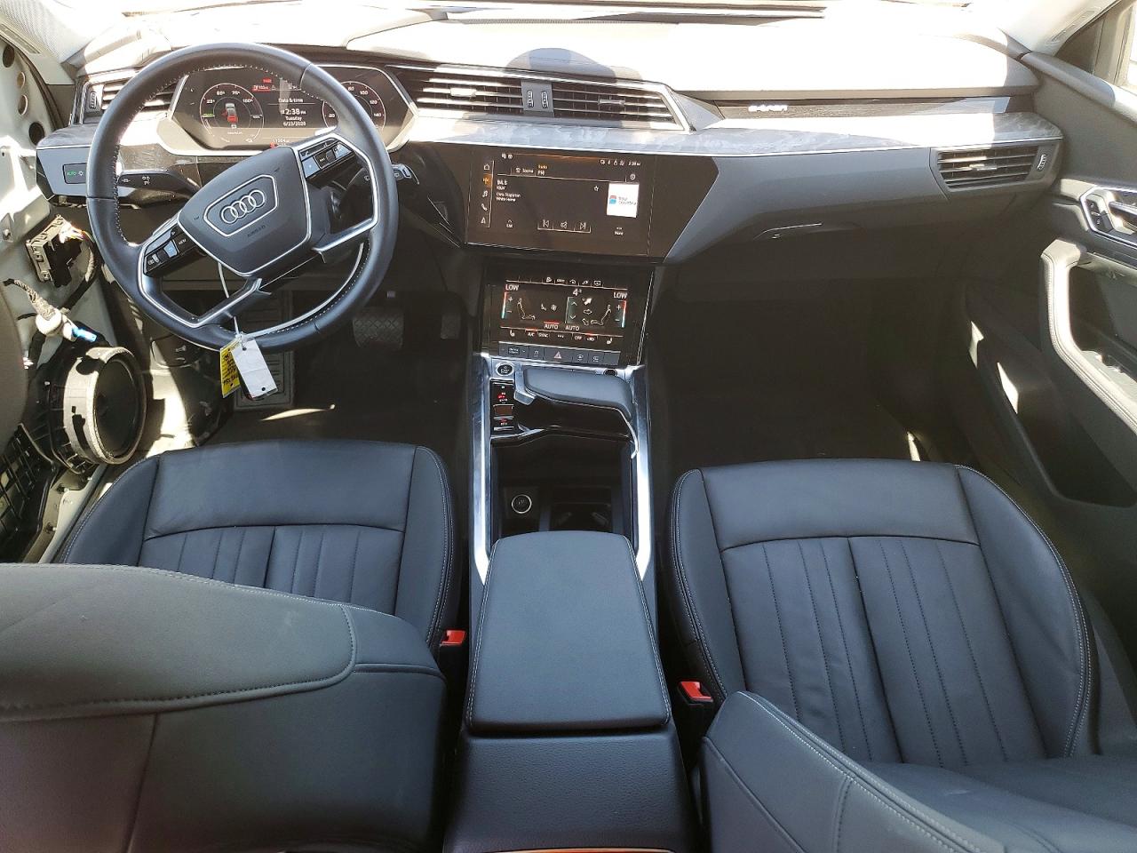 2021 AUDI E-TRON quattro Premium