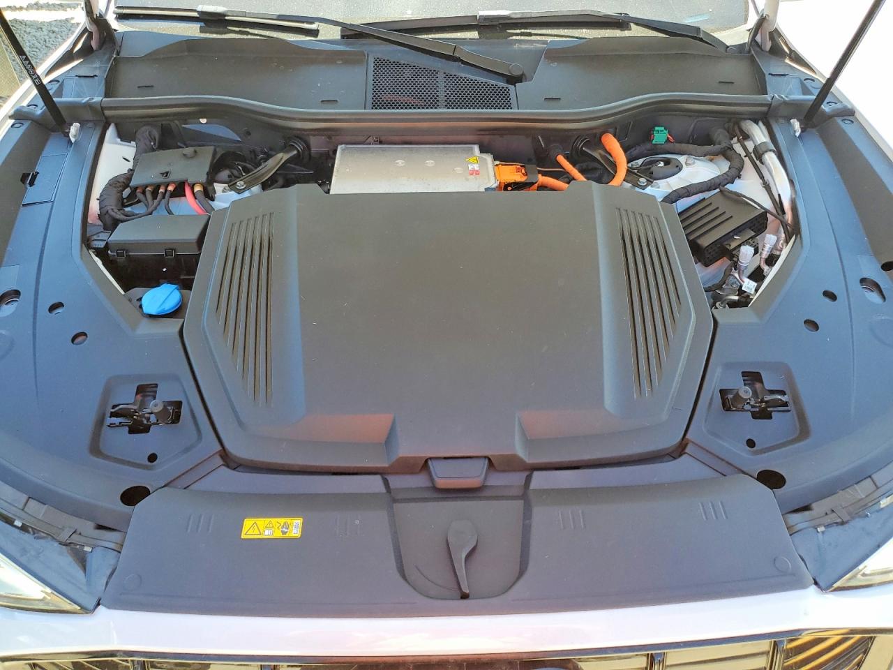 2021 AUDI E-TRON quattro Premium