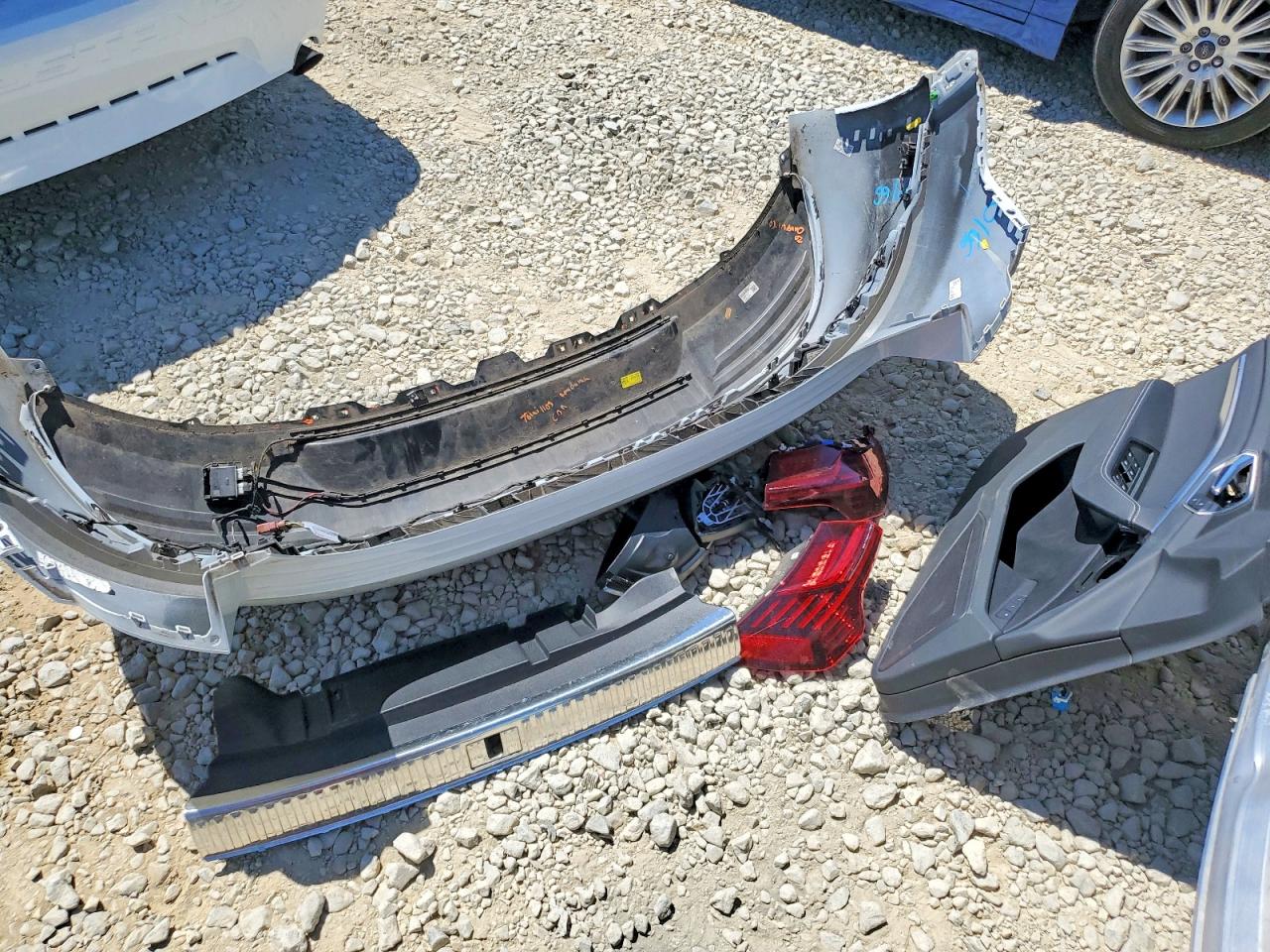 2021 AUDI E-TRON quattro Premium