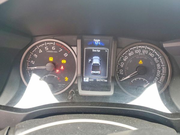 2021 TOYOTA TACOMA SR5
