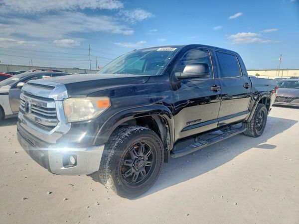 2017 TOYOTA TUNDRA SR5