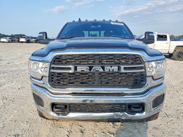 2024 RAM 2500 TRADESMAN CREW CAB 4X4