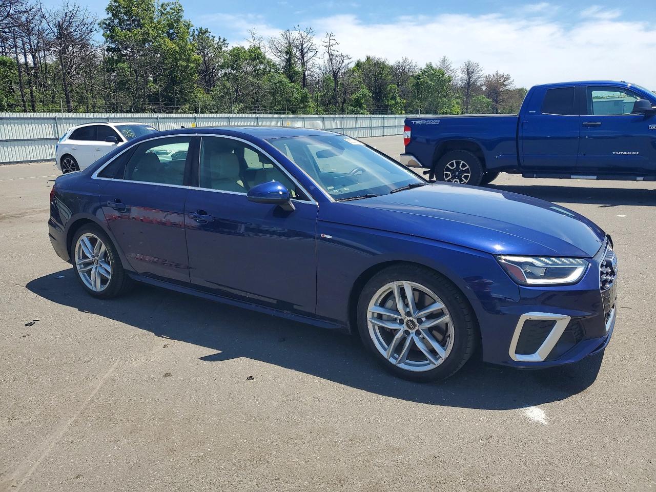 2024 AUDI A4 quattro Premium