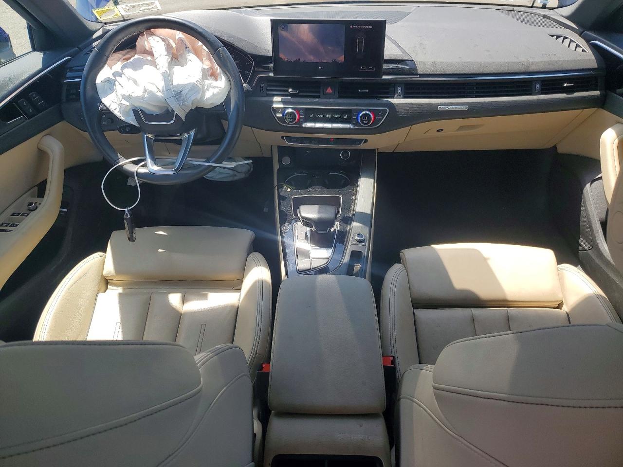 2024 AUDI A4 quattro Premium