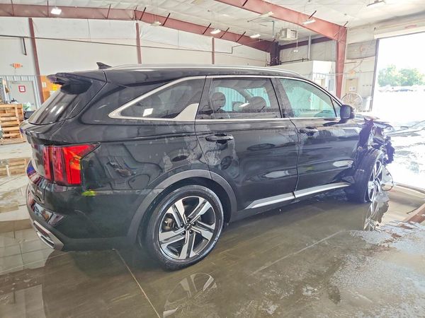 2023 KIA SORENTO EX