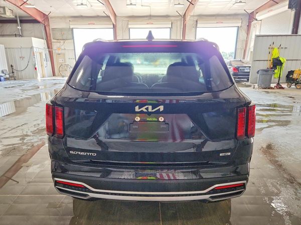 2023 KIA SORENTO EX