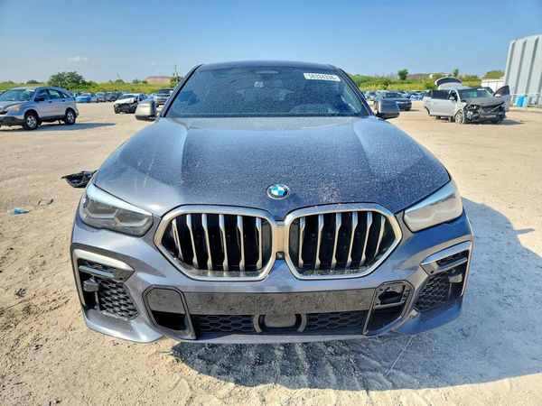 2022 BMW X6 M50i