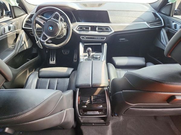 2022 BMW X6 M50i