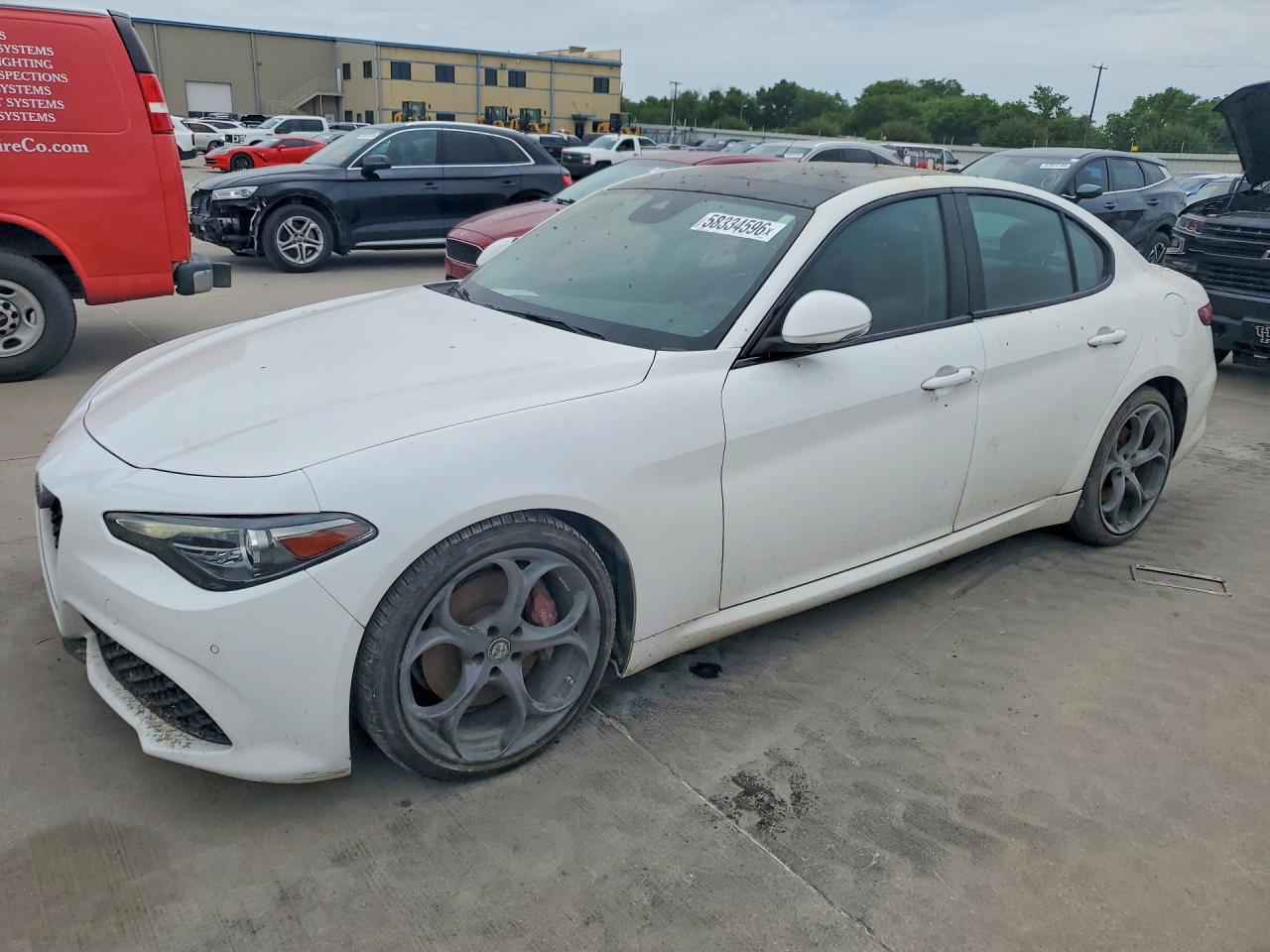 2017 ALFA ROMEO GIULIA TI RWD