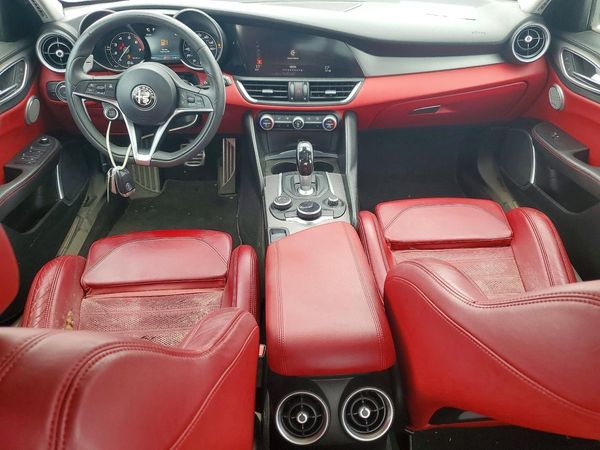 2017 ALFA ROMEO GIULIA TI RWD