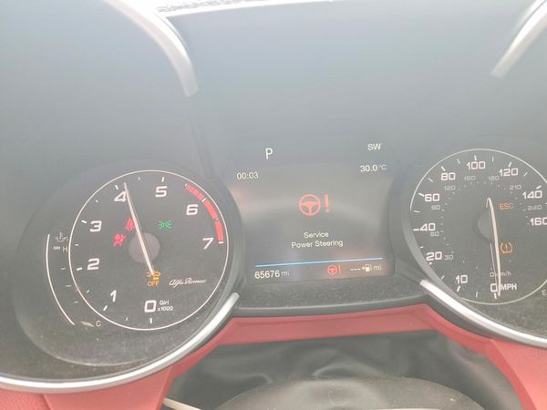2017 ALFA ROMEO GIULIA TI RWD