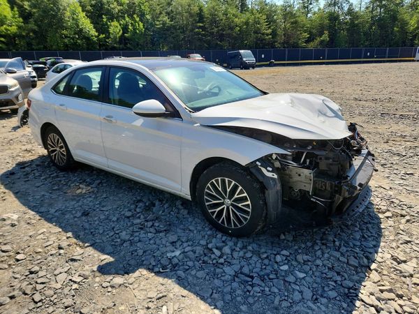 2021 VOLKSWAGEN JETTA S / SE / R-Line
