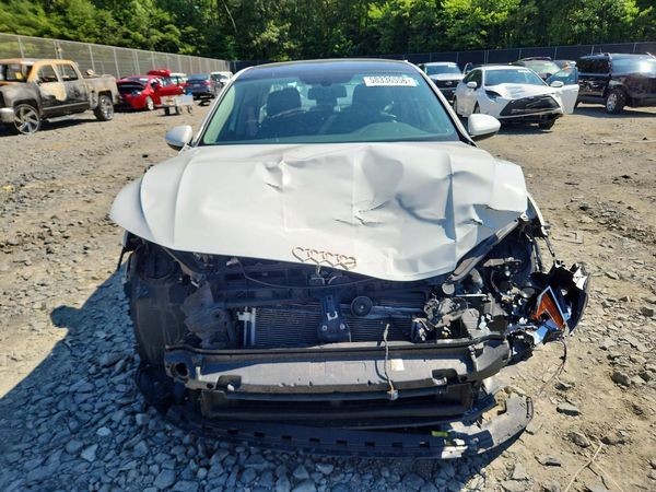 2021 VOLKSWAGEN JETTA S / SE / R-Line