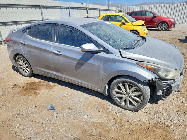 2015 HYUNDAI ELANTRA