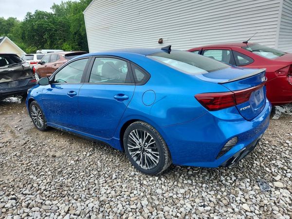 2022 KIA FORTE GT Line