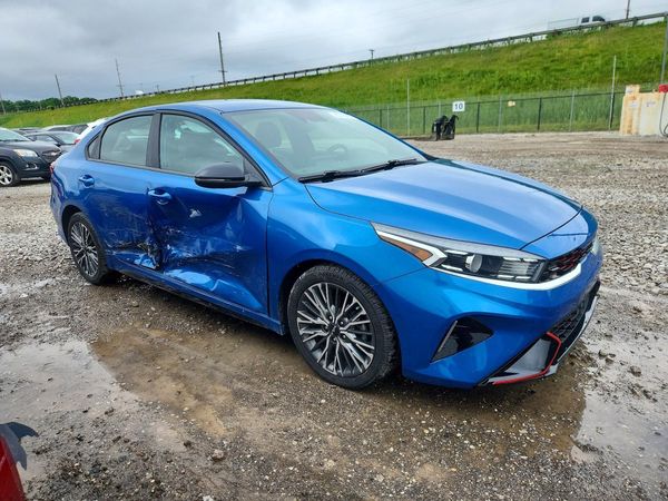 2022 KIA FORTE GT Line