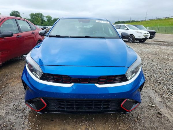 2022 KIA FORTE GT Line