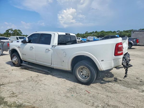 2022 RAM 1500 CREW 4X4 LRME Laramie